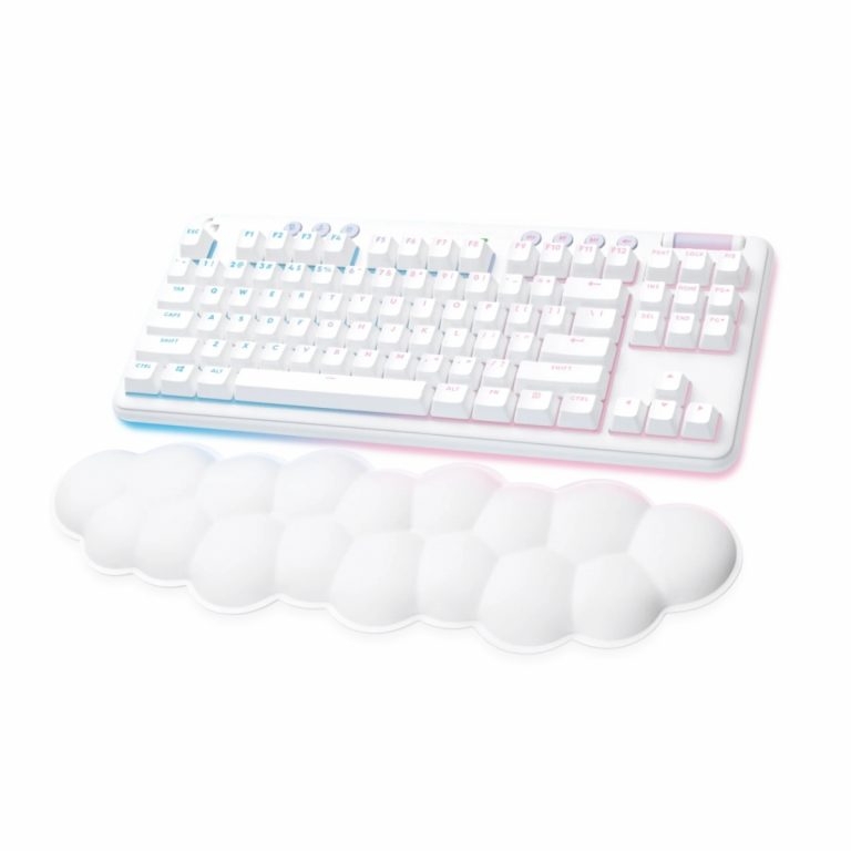 Teclado Logitech G713 Alámbrico en Ingles Color Blanco
